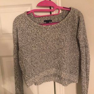 American Eagle Gray Cropped Sweater